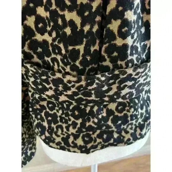 ECI New York Womens Jacket Sz 8 Cropped Long Sleeve Button Front Leopard - Picture 3 of 8